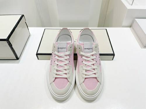 Picture of Givenchy Shoes Women _SKUfw118491342fw